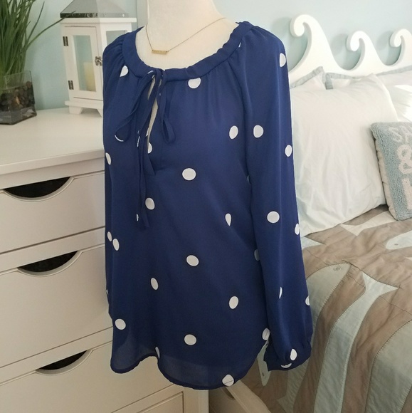 New Blue & White polka dot Chiffon blouse - Picture 5 of 6